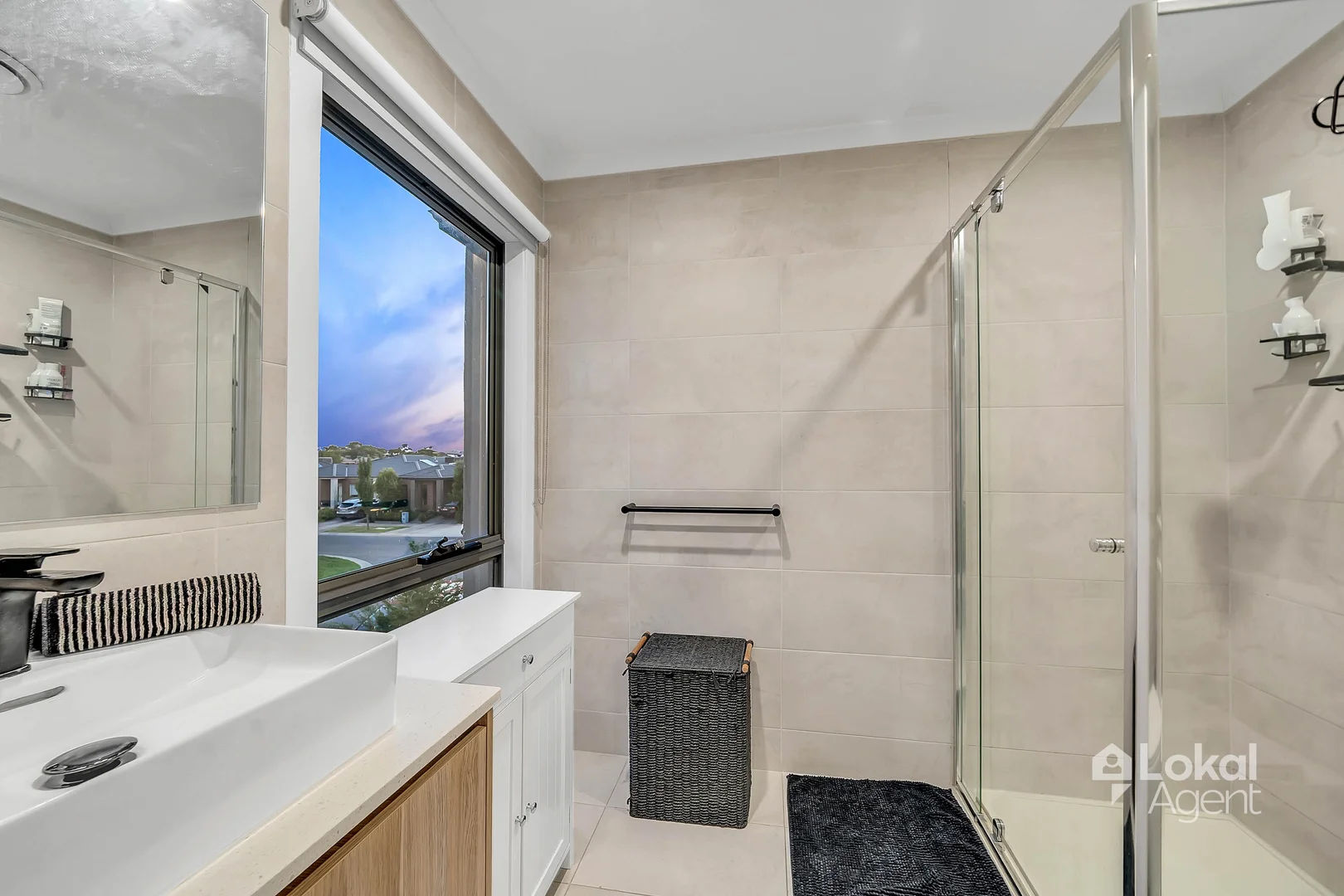 Additional image 16 of 5 Nieves Avenue, Roxburgh Park VIC 3064