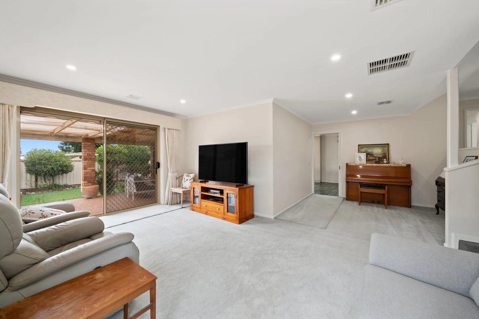 Additional image 3 of 72 Templestowe Avenue, Conder ACT 2906
