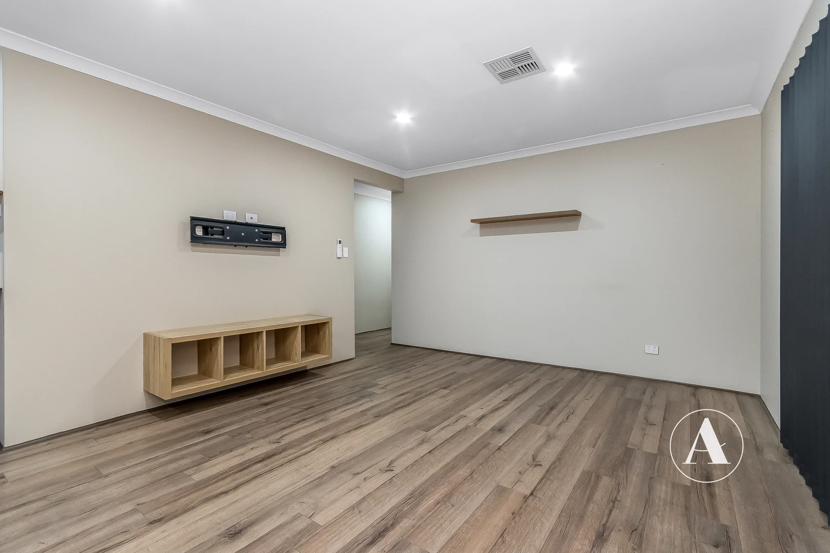 Additional image 8 of 31 Greenpoint Way, Hilbert WA 6112