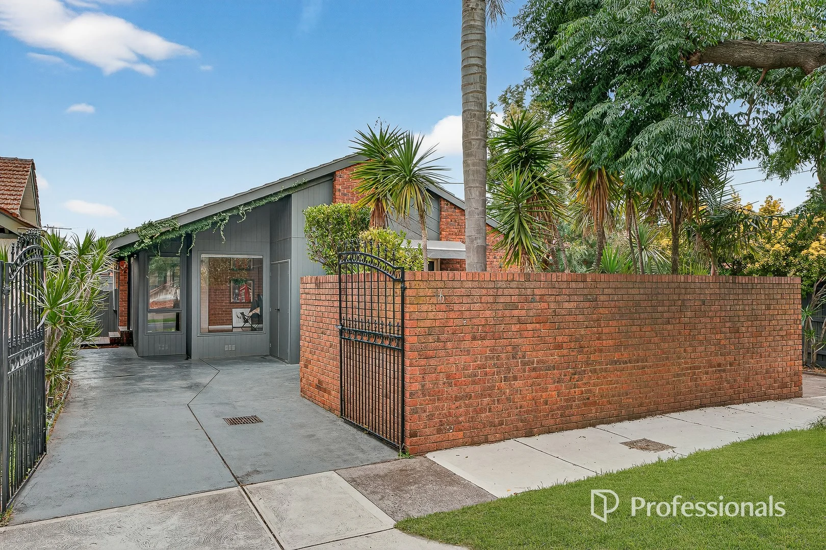 1/16 Neville Street, Carnegie VIC 3163