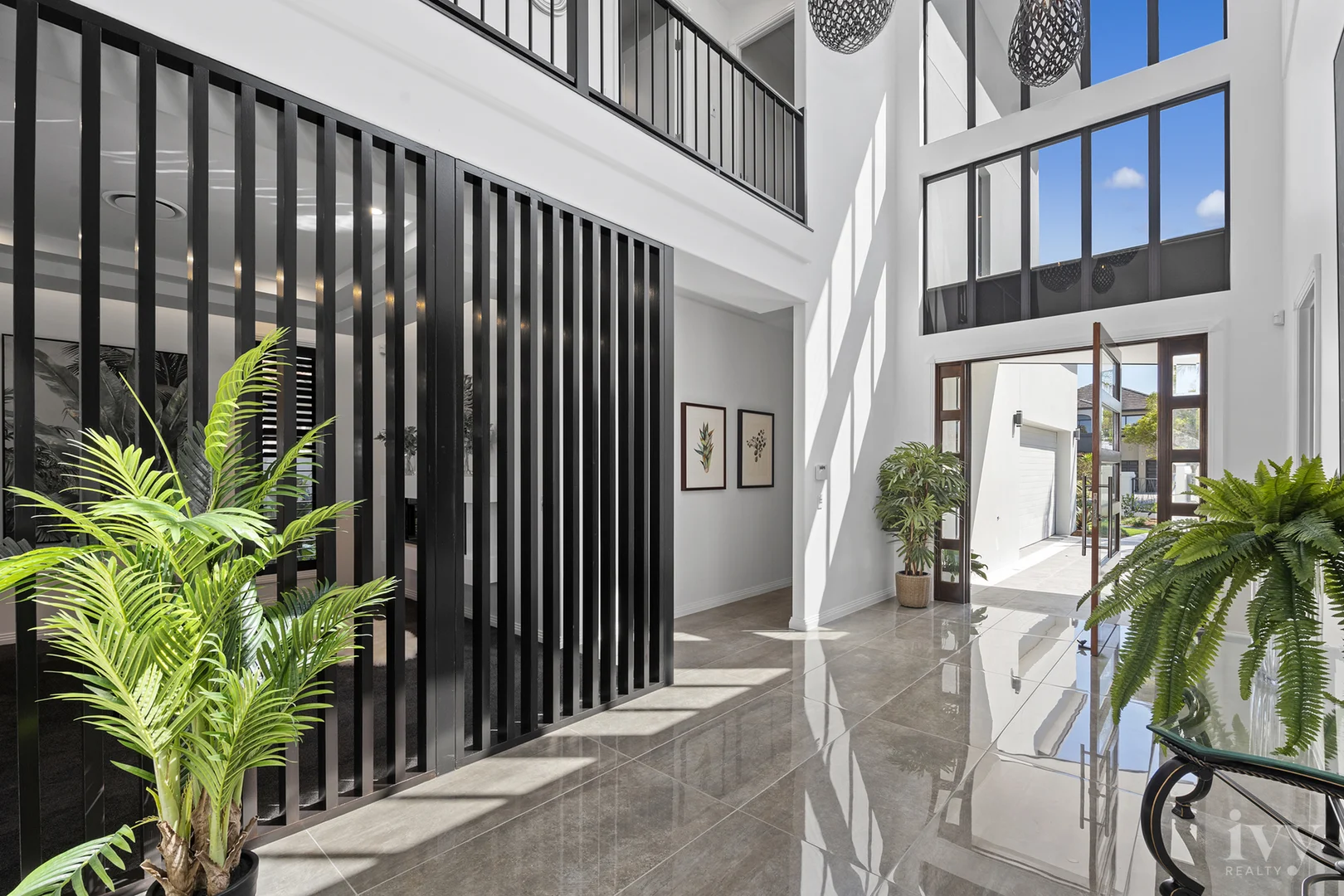 Additional image 5 of 13 King James Court, Sovereign Islands QLD 4216