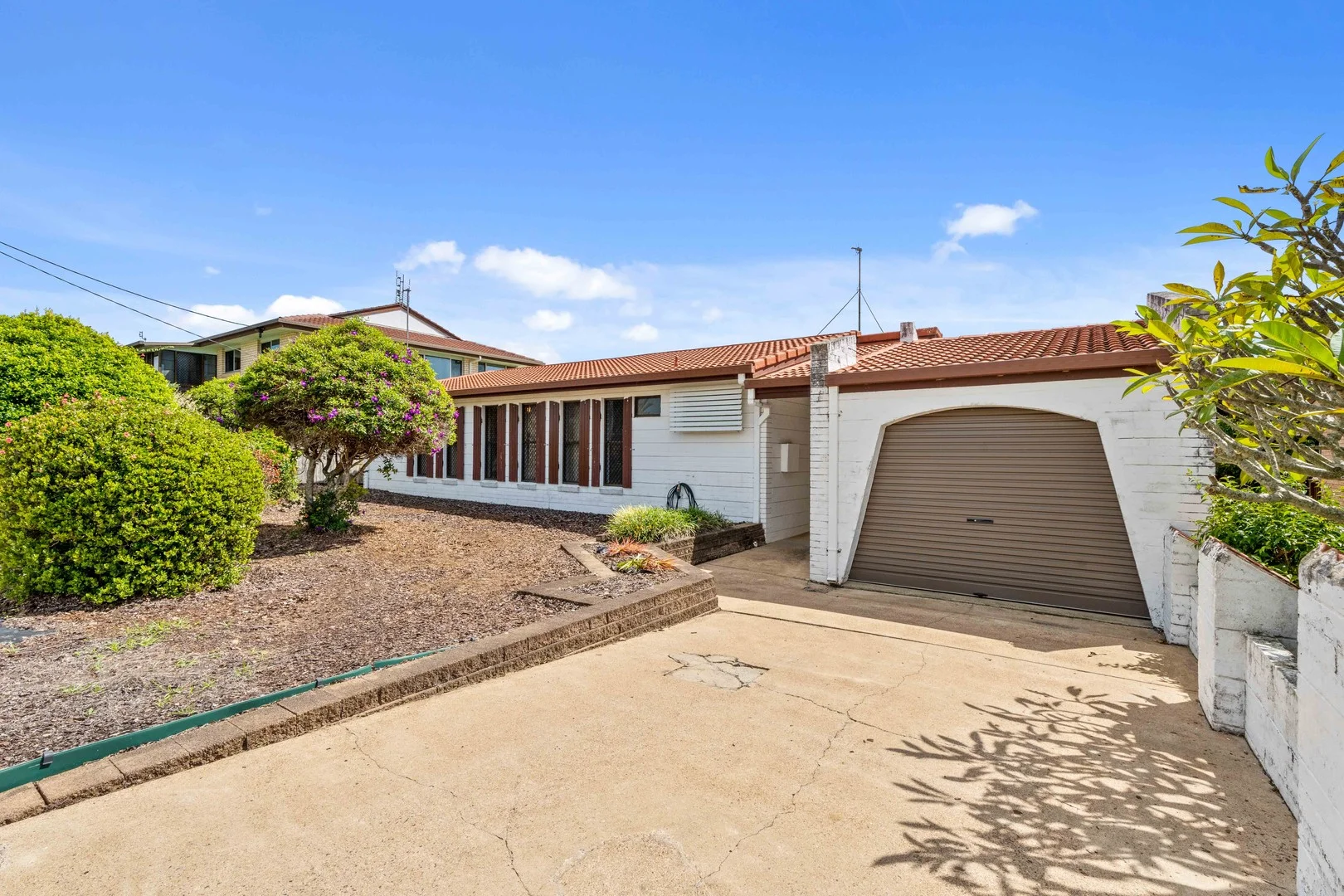 16 Moonbi Street, Scarness QLD 4655