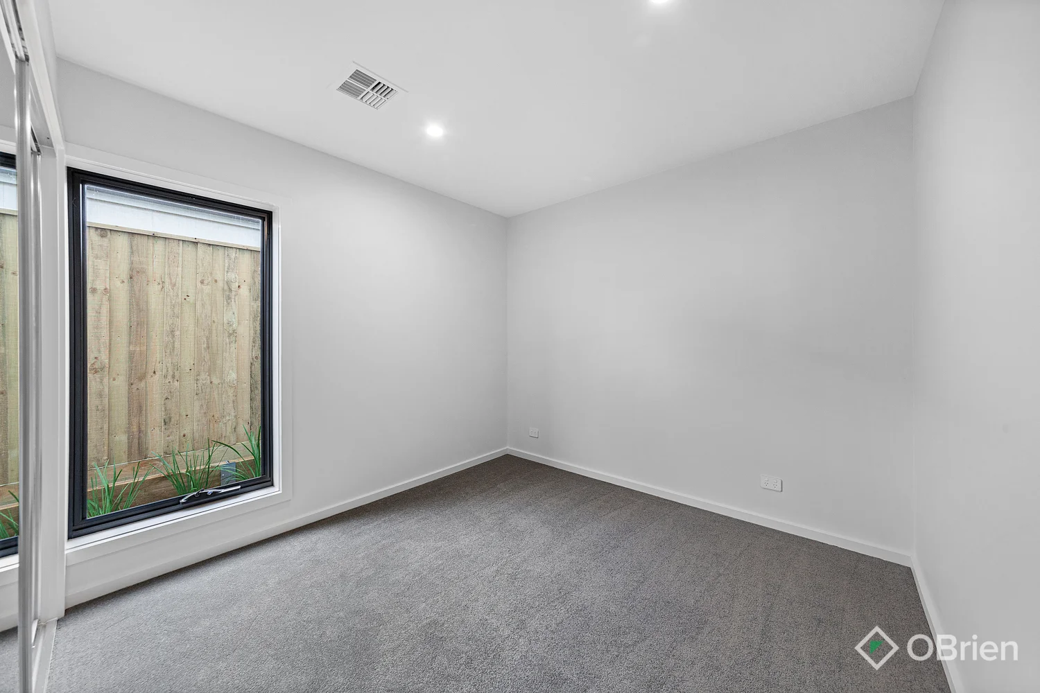 Additional image 8 of 48 Grande Belmond Avenue, Clyde VIC 3978