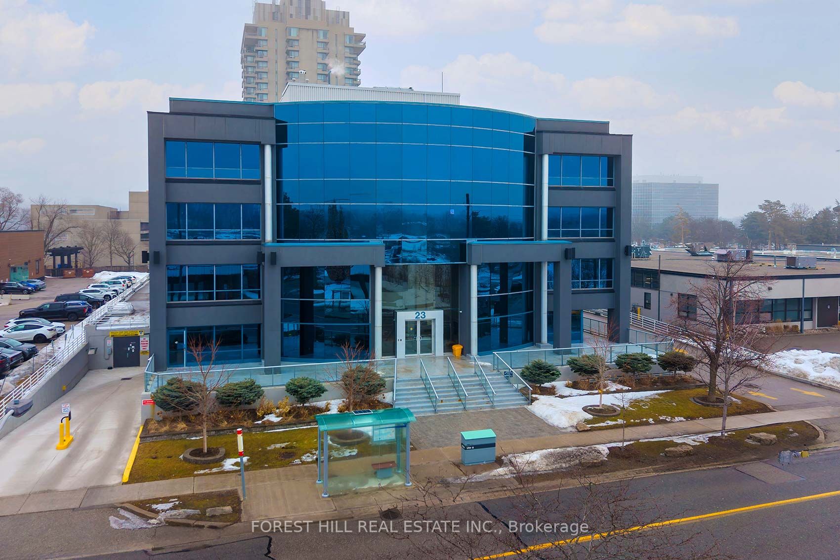 200-23 Lesmill Road, Toronto, ON, M3B 3P6