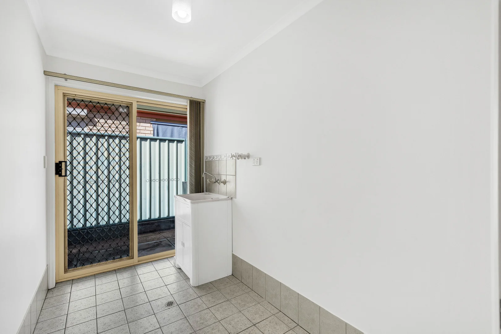 Additional image 12 of 18 Denmead Avenue, Campbelltown SA 5074