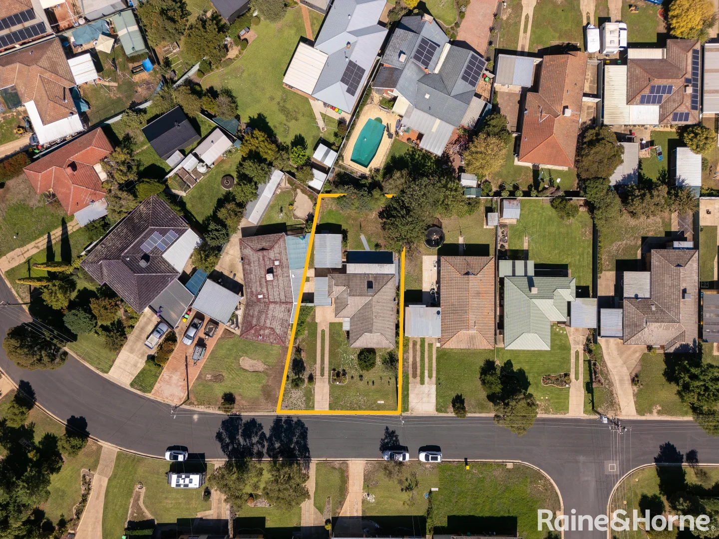 Additional image 12 of 28 Geneva Crescent, Lake Albert NSW 2650
