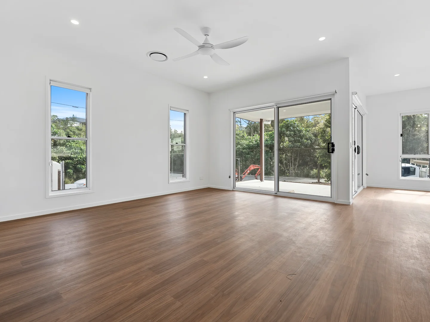 Additional image 3 of 1 Peaceful Pl, Burnside QLD 4560