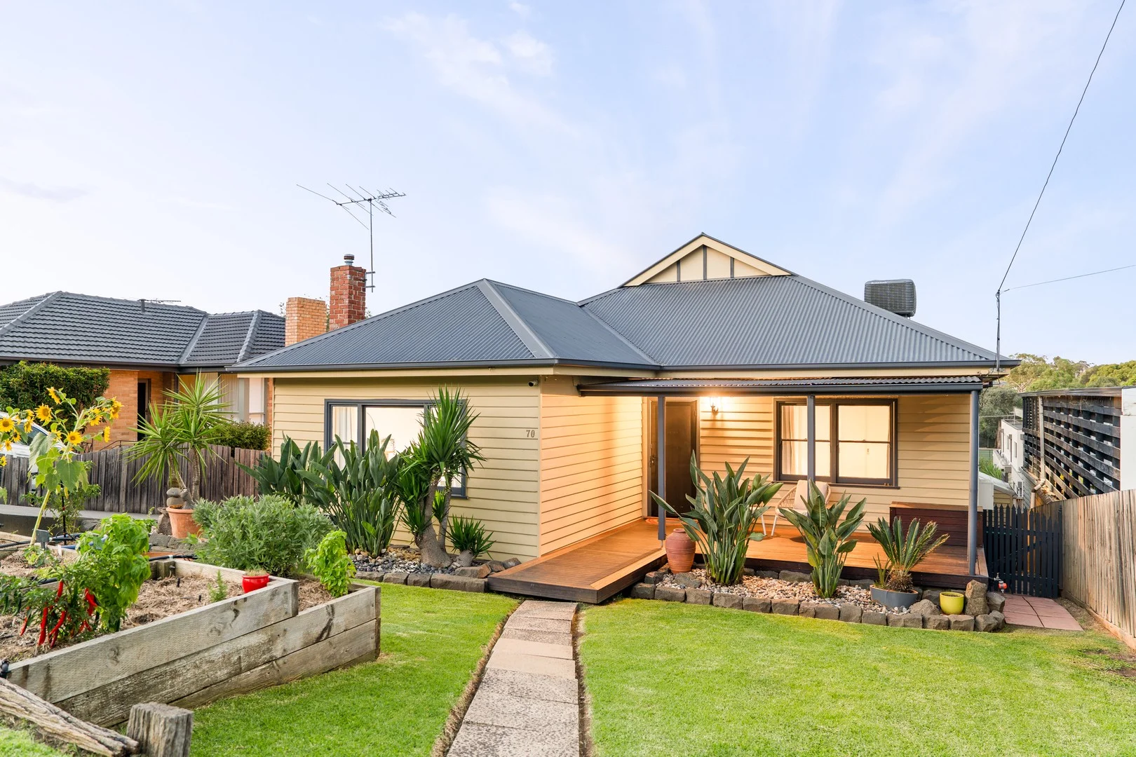 70 Willonga Street, Strathmore VIC 3041
