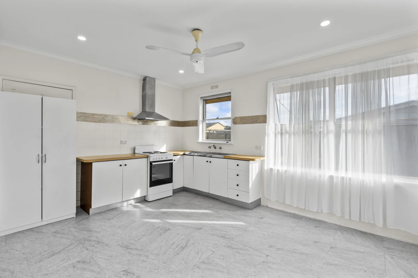 Additional image 2 of 498 Barry Road, Coolaroo VIC 3048