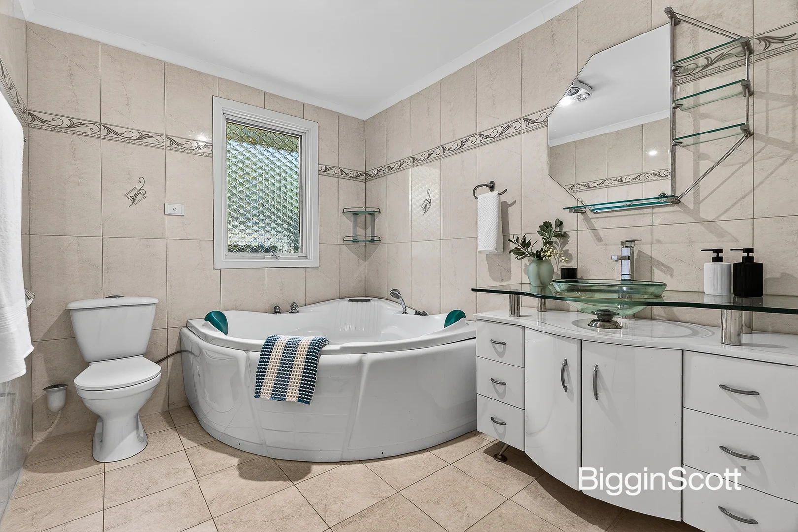 Additional image 9 of 5 Fuchsia Court, Wheelers Hill VIC 3150