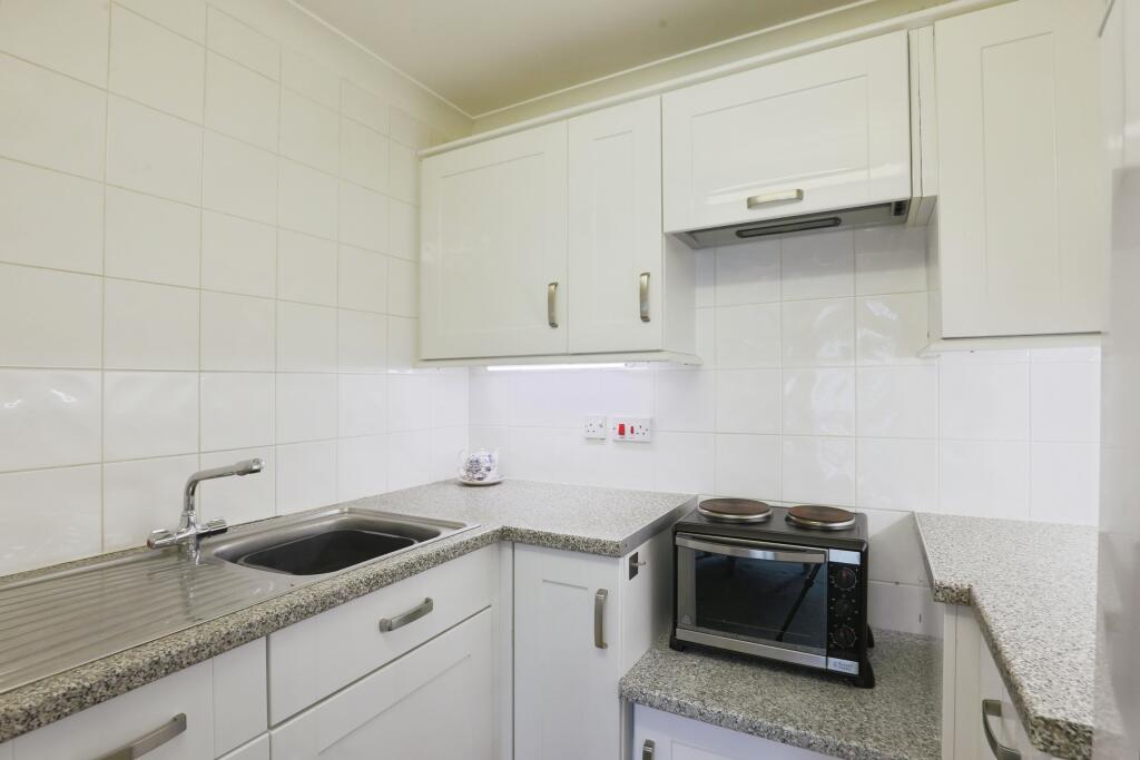 Additional image 3 of Malin Court, Alcester