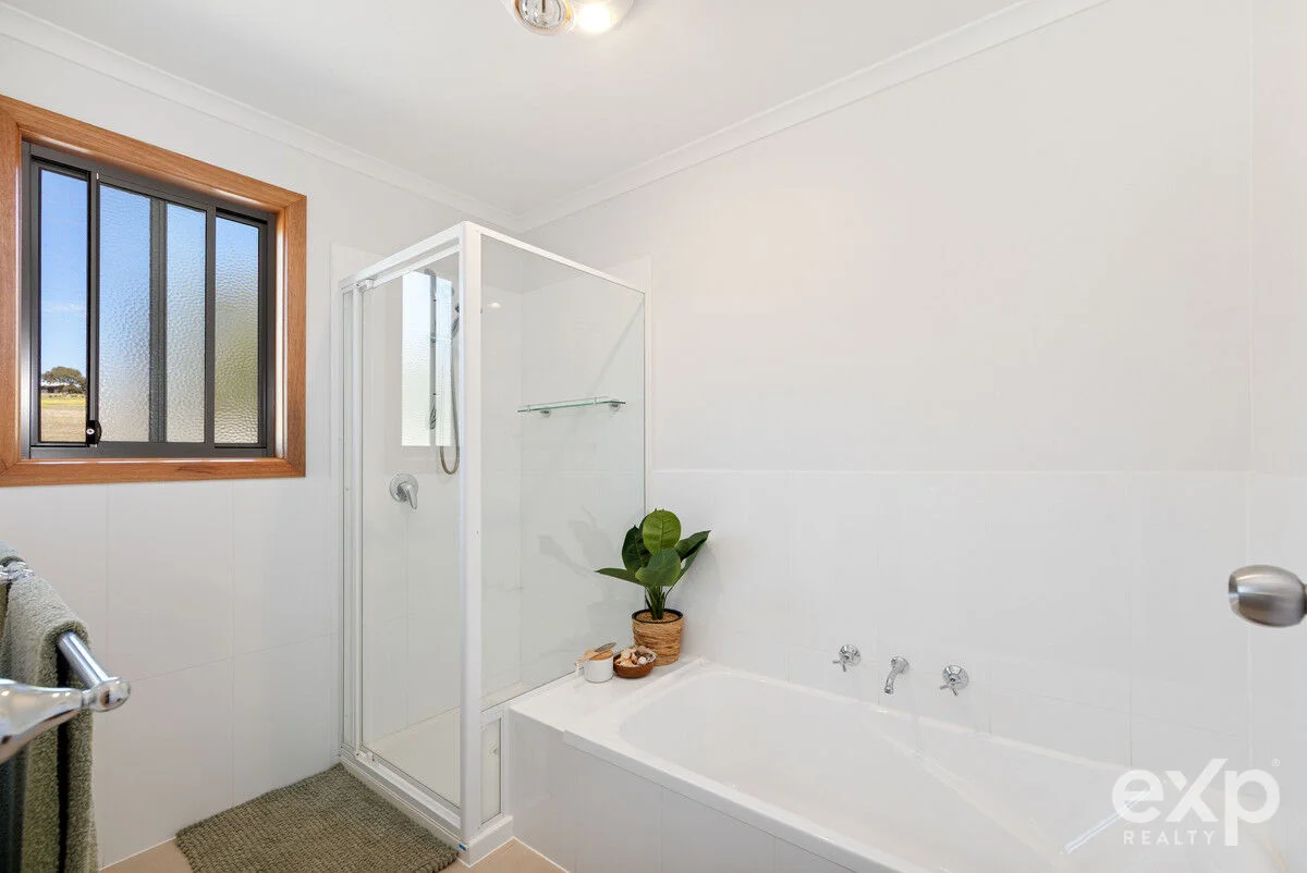 Additional image 15 of 2-14 Lorikeet Court, Boston SA 5607