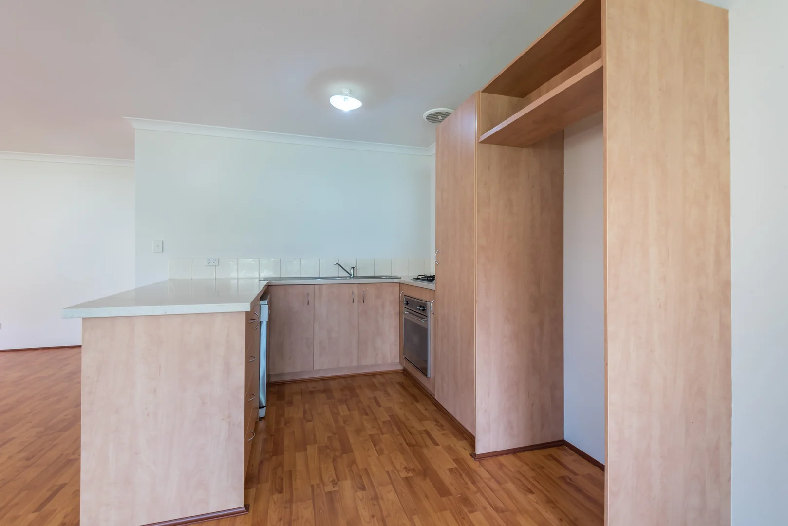 Additional image 7 of 54 Pearl Road, Cloverdale WA 6105