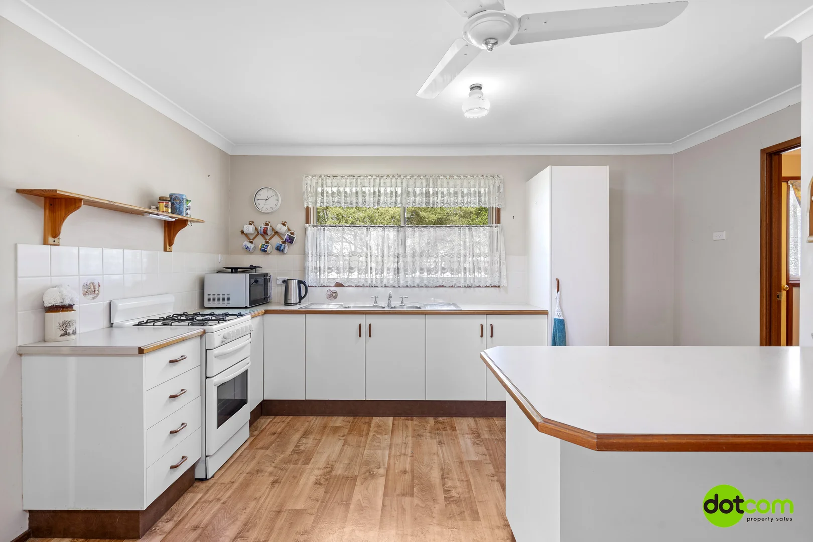 Additional image 3 of 8 Gavin Way, Lake Haven NSW 2263