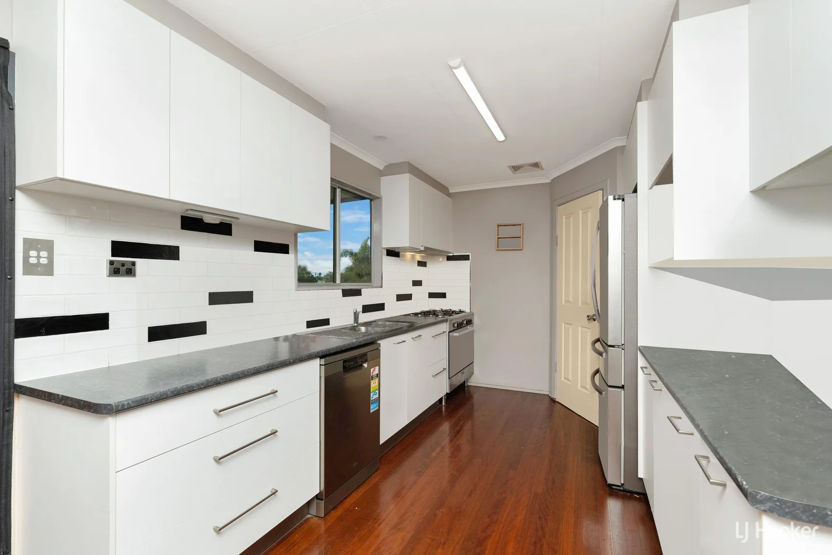 3 Deborah Street, Kelso QLD 4815 photo 3
