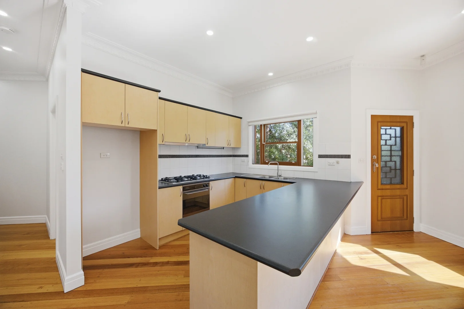 45 Bath Road, Glen Iris VIC 3146 photo 4