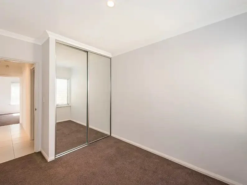 Additional image 5 of 619B Rockingham Road, Lake Coogee WA 6166