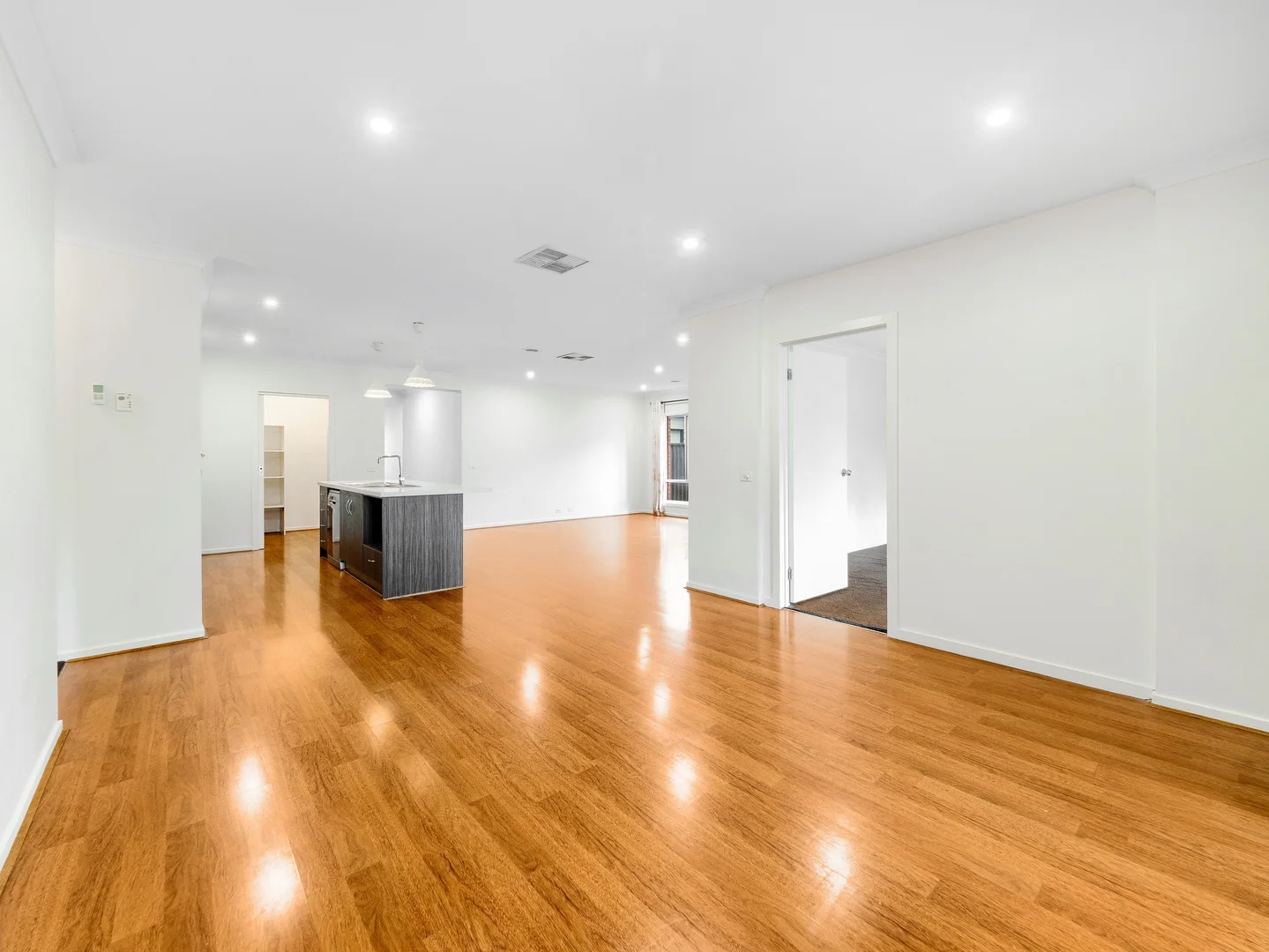 Additional image 19 of 8 Bankton Avenue, Cranbourne East VIC 3977