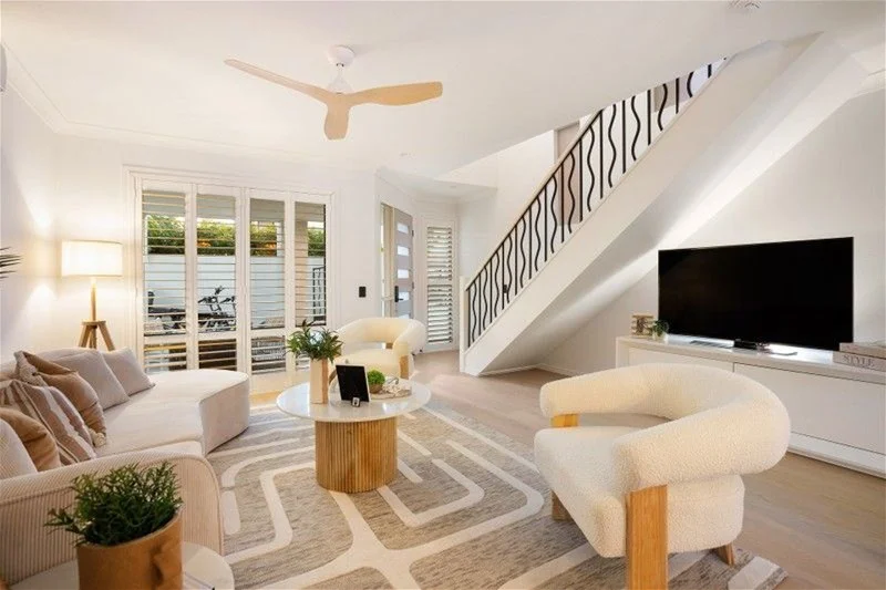 Additional image 7 of 1401/2214 Gold Coast Highway, Mermaid Waters QLD 4218