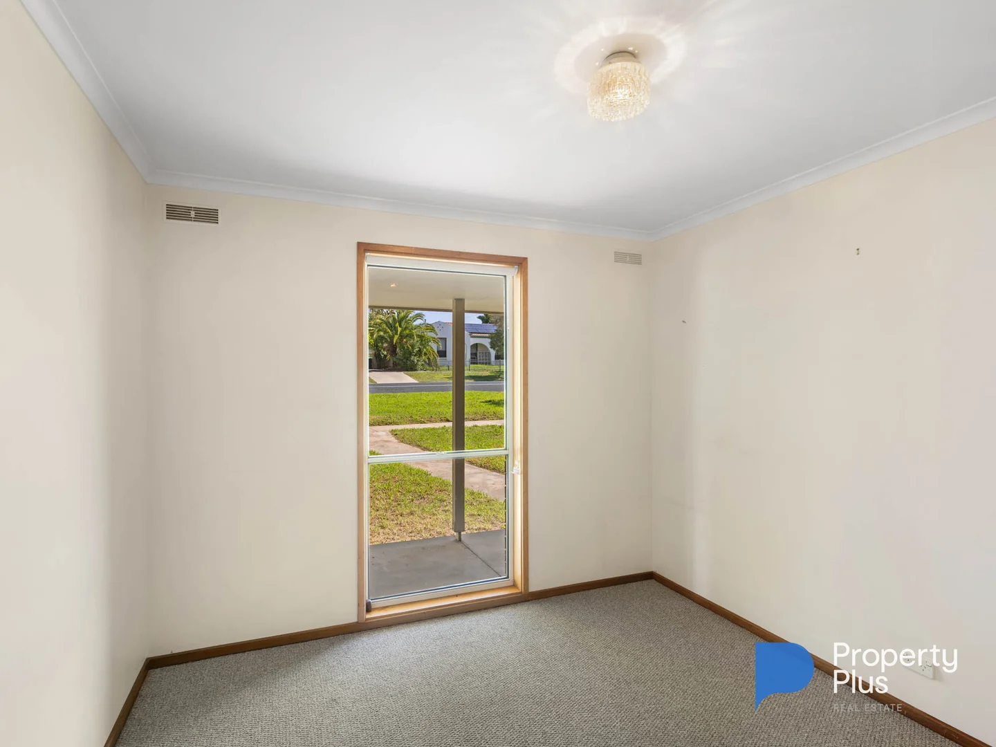 Additional image 3 of 35 Spring Gully Road, Quarry Hill VIC 3550