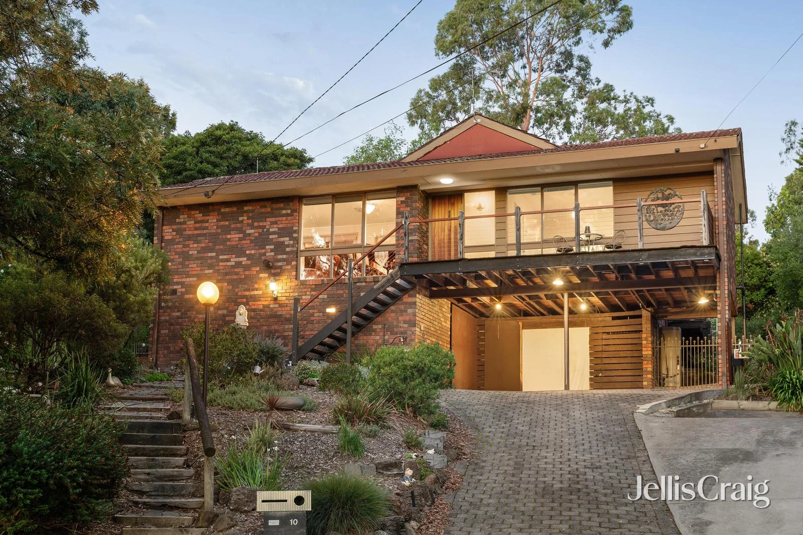 10 Novello Court, Eltham VIC 3095