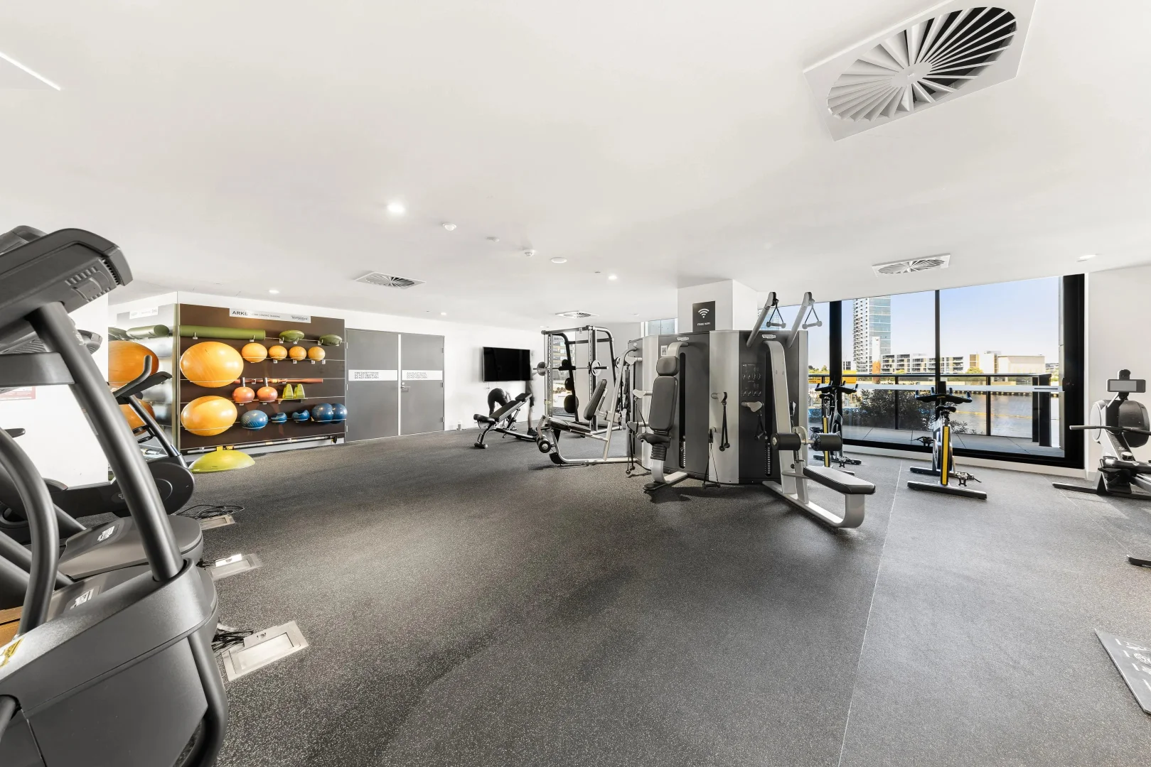 Additional image 9 of 2105/915-941 Collins Street, Docklands VIC 3008