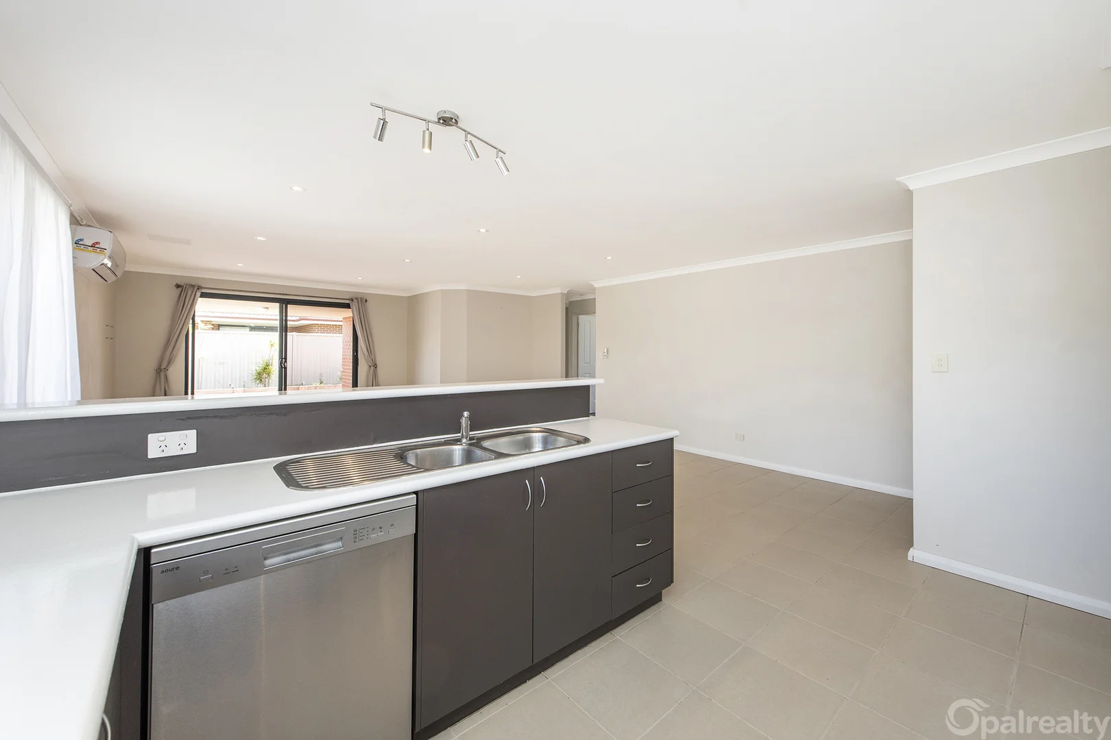 Additional image 15 of 20 Torquay Way, Secret Harbour WA 6173