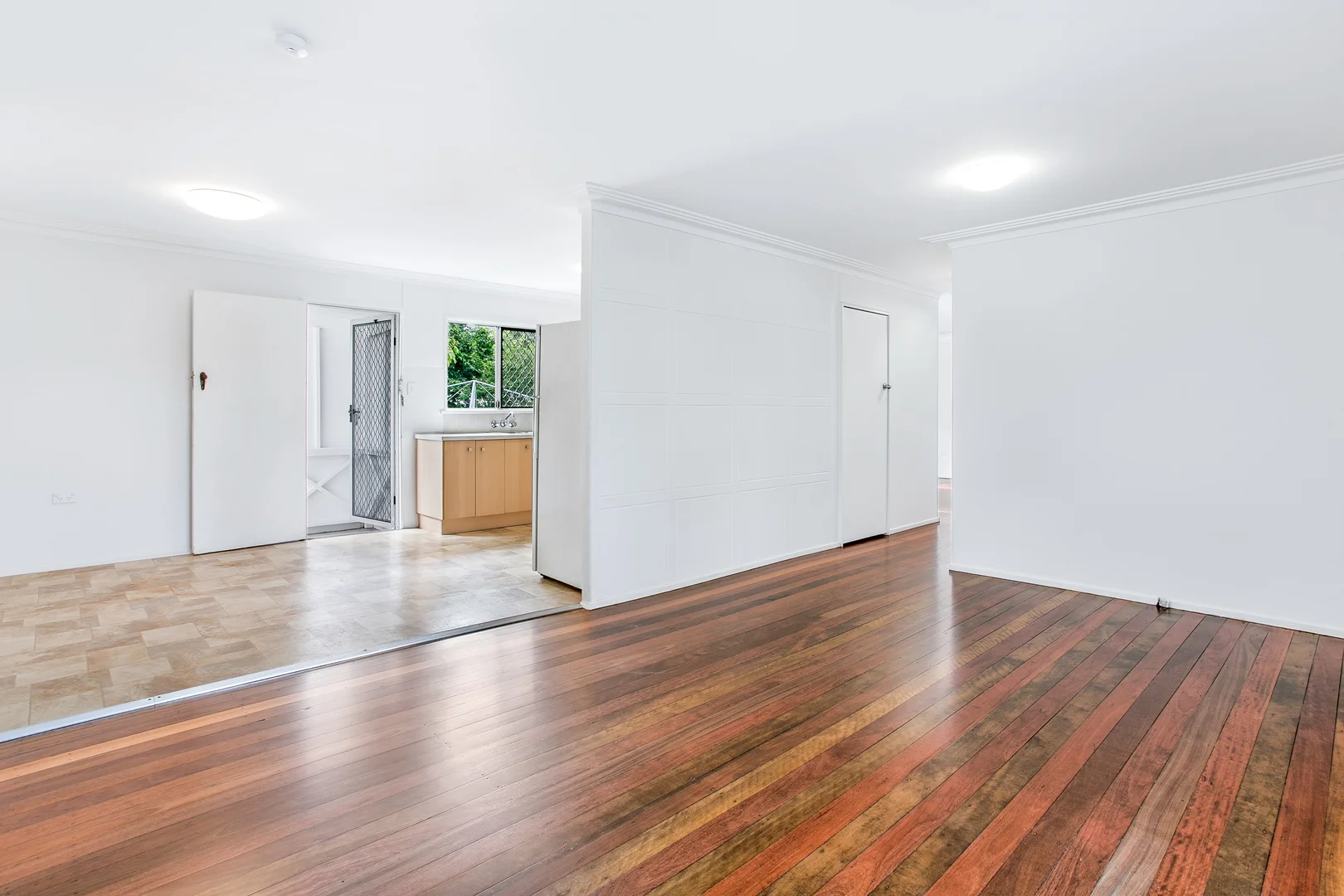 58 Harris Street, Labrador QLD 4215 photo 3