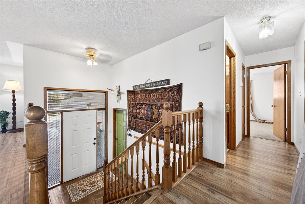 Additional image 3 of 31 Sunset Crescent, Okotoks, AB, T1S1P3