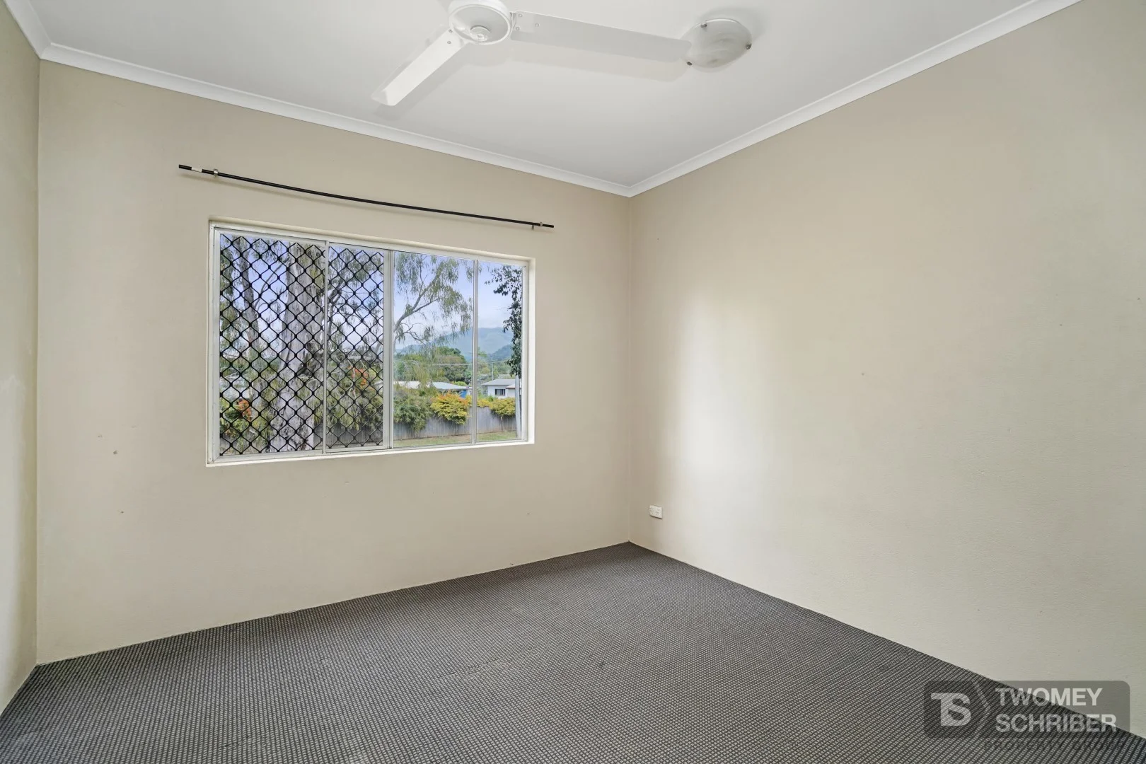 34/7-9 Charlotte Close, Woree QLD 4868 photo 3