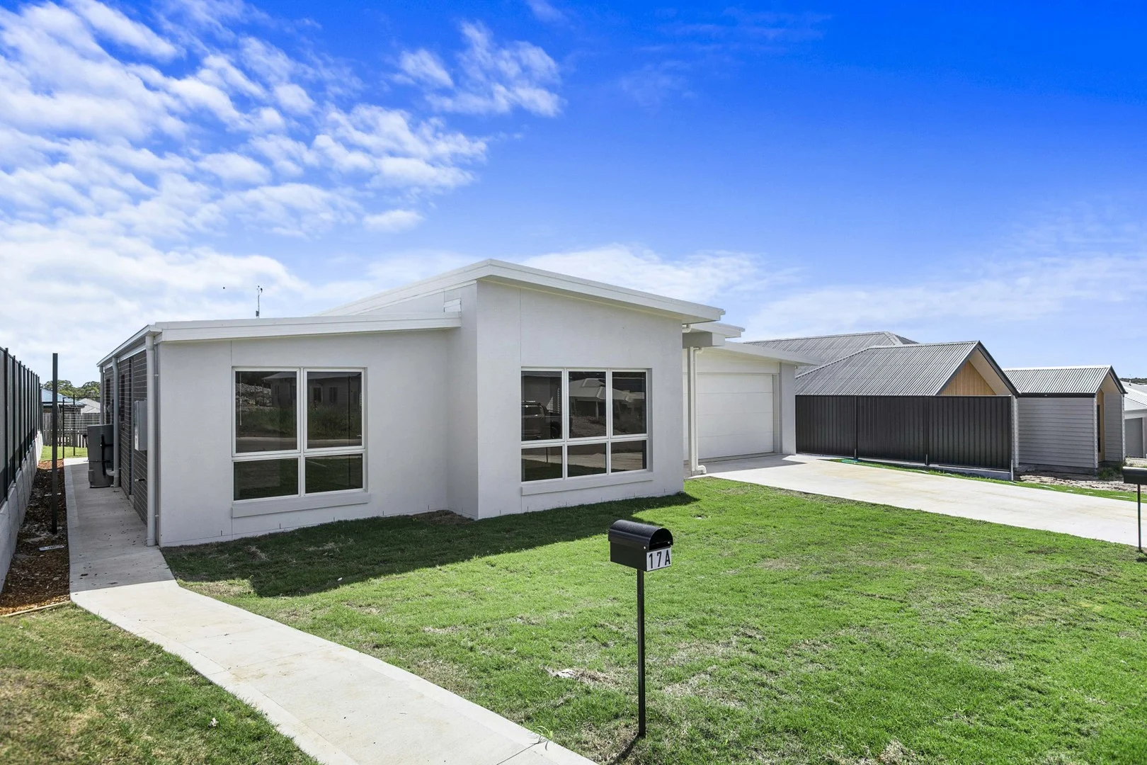 17A Wungul Drive, Nikenbah QLD 4655