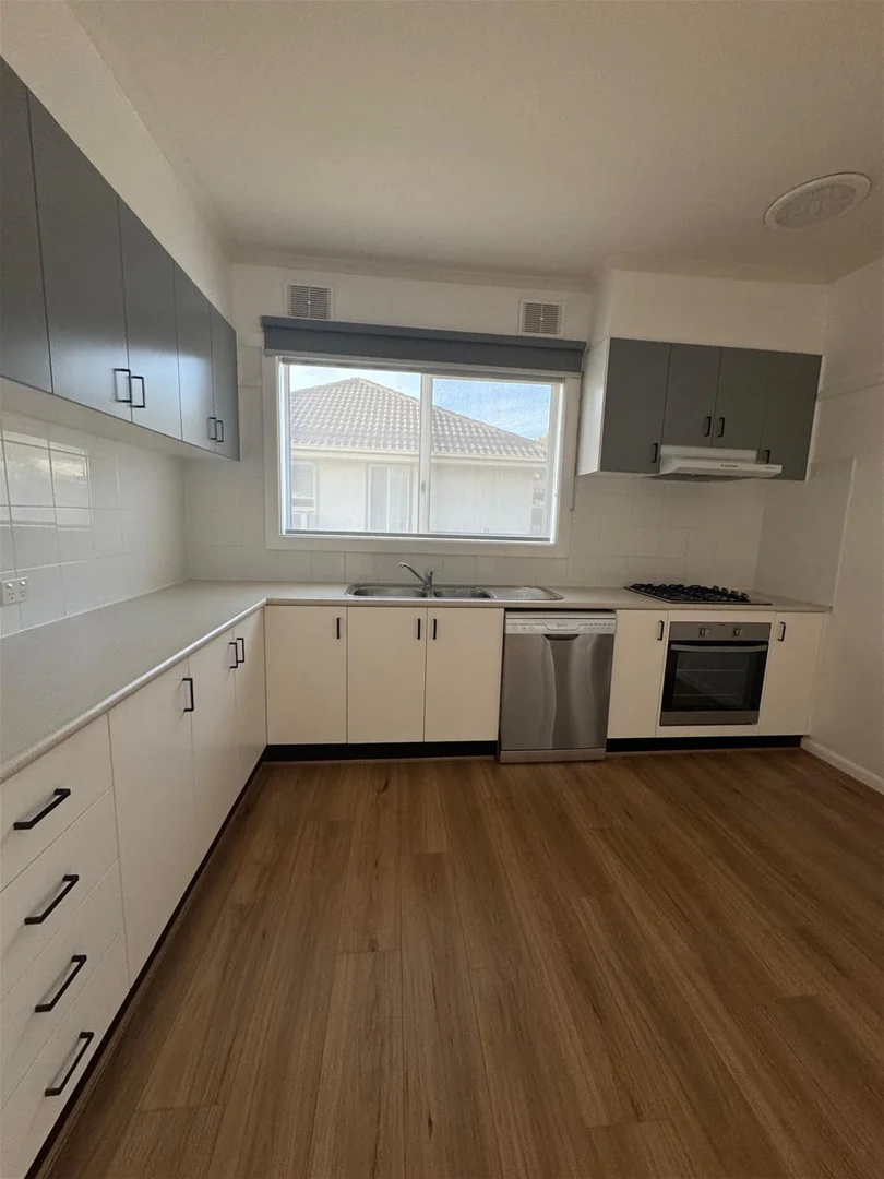 Additional image 7 of 16 Burton Street, Warragul VIC 3820