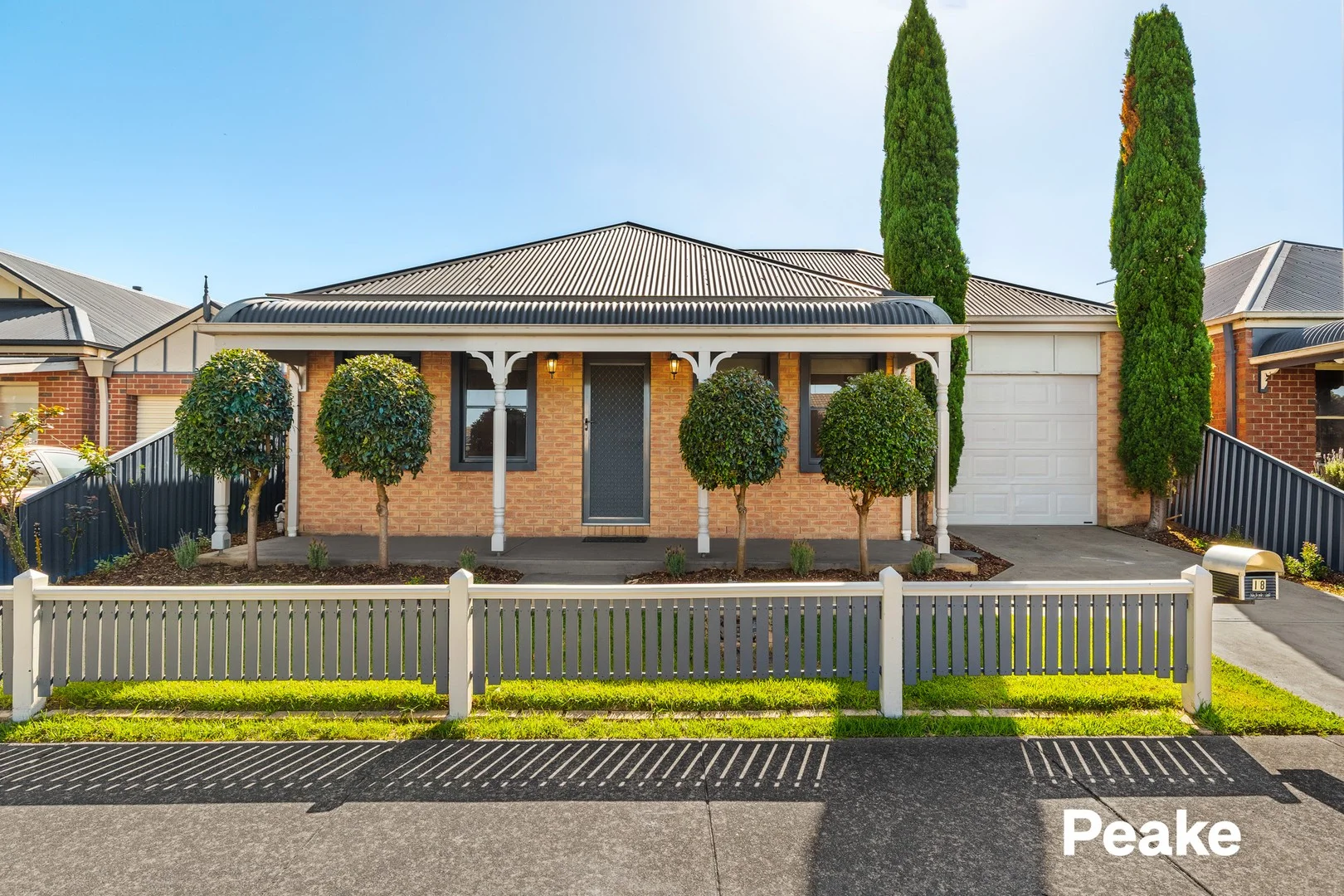 18 Mallee Circuit, Pakenham VIC 3810