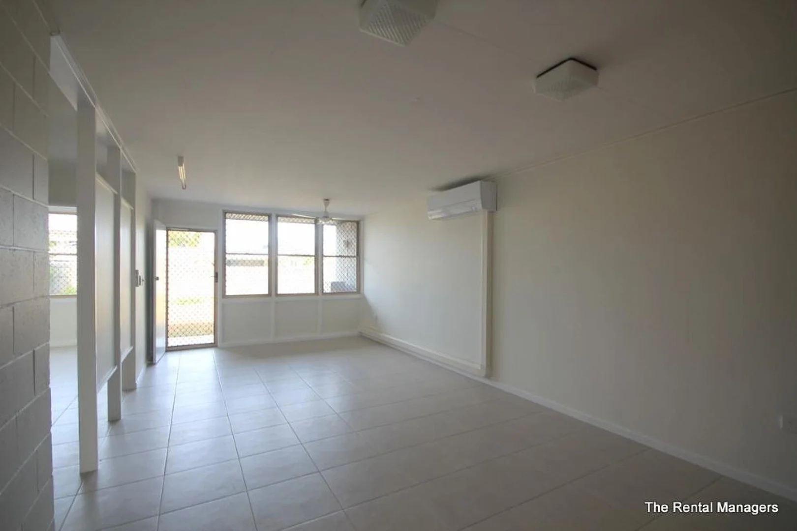 Additional image 4 of 2/18 Launder Street, Mundingburra QLD 4812