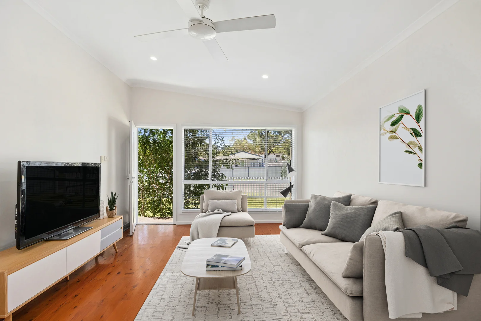 Additional image 2 of 14 & 14a Fran Avenue, Berkeley Vale NSW 2261