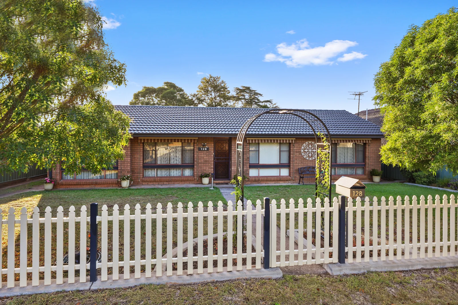 128 Segenhoe Street, Aberdeen NSW 2336