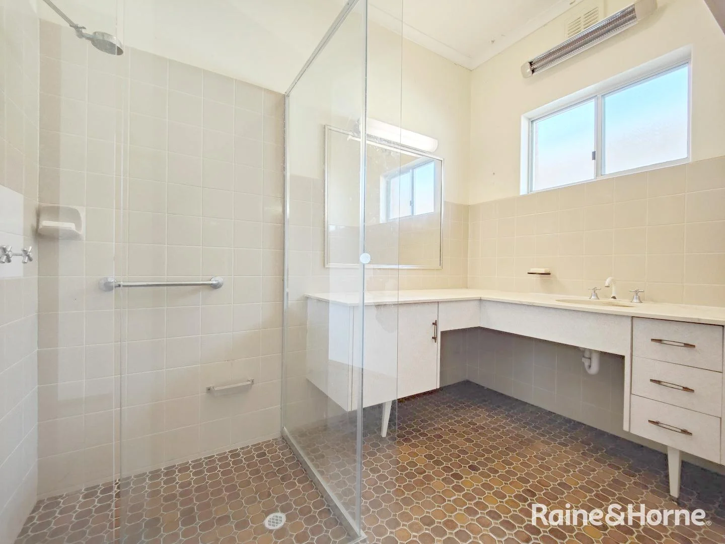 Additional image 9 of 28 Leslie Street, Murray Bridge SA 5253