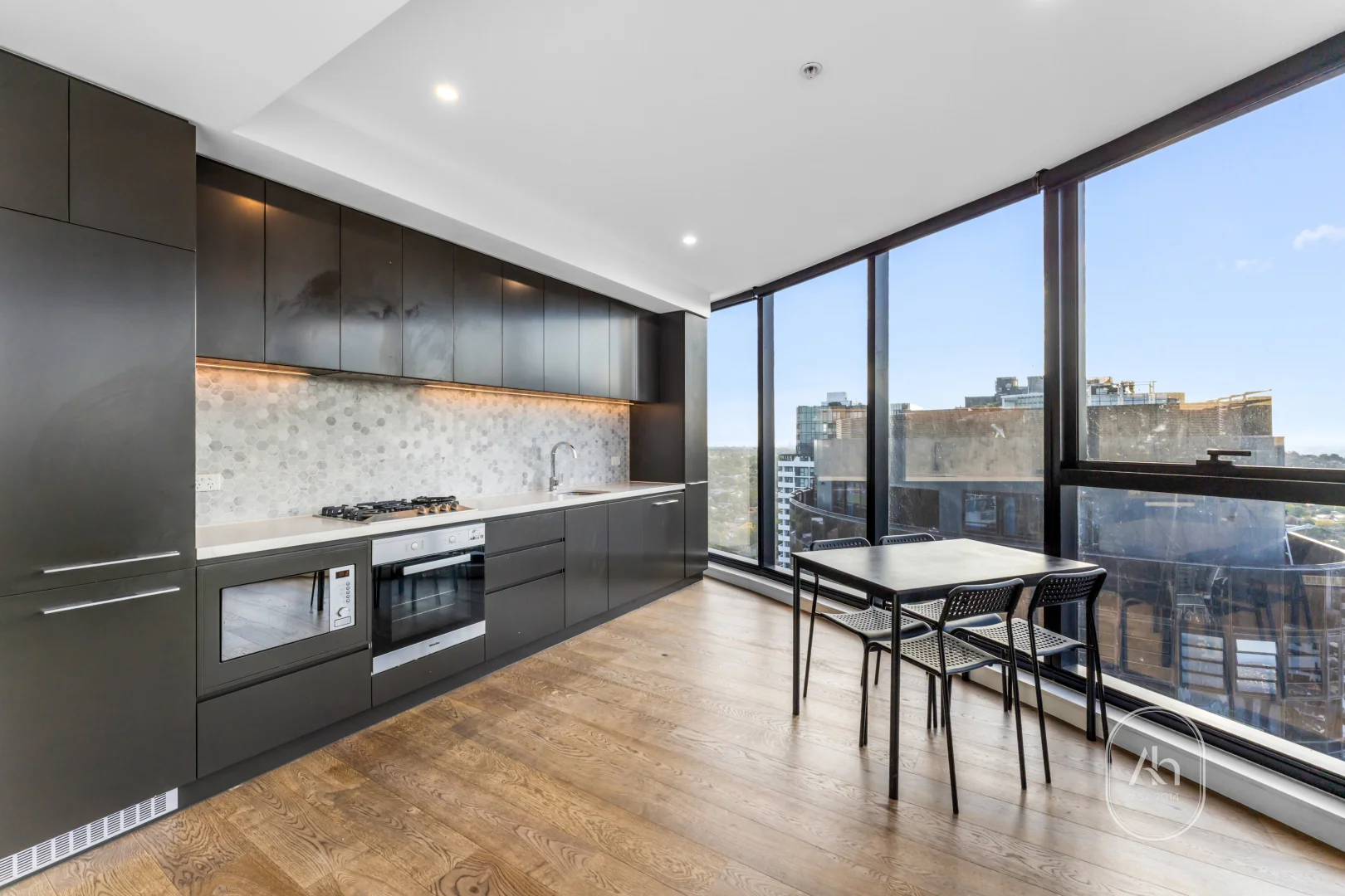 Additional image 2 of 2501/850 Whitehorse Road, Box Hill VIC 3128