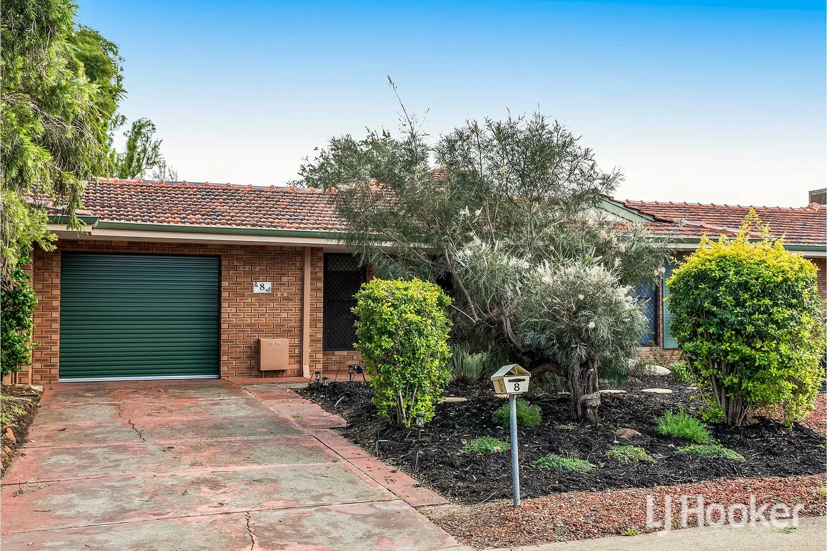 8 Station Street, Gosnells WA 6110