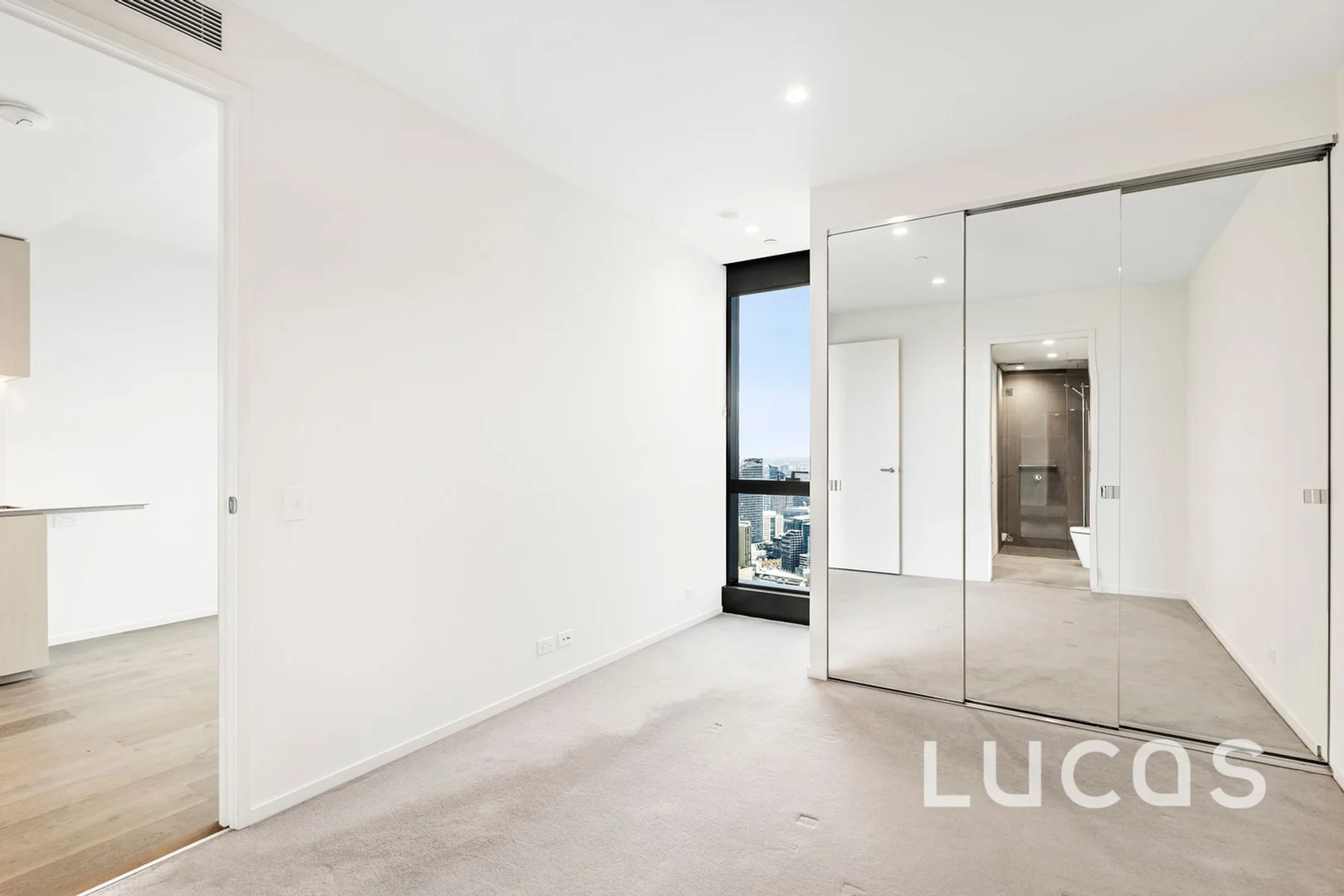 Additional image 3 of 5817/70 Southbank Boulevard, Southbank VIC 3006