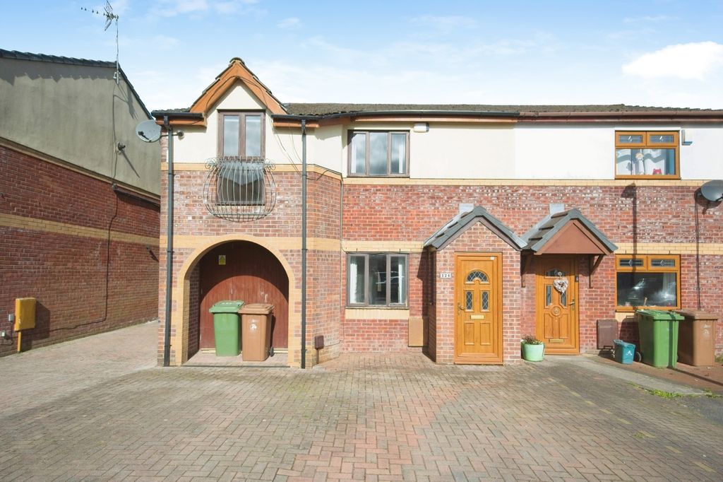 3 bed end terrace house for saleHeol Y Ddol, Caerphilly CF83