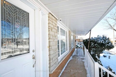 Additional image 8 of Main-3424 Clara Drive, Mississauga, ON, L4T 2C7