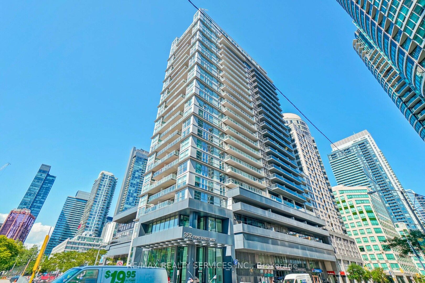 612-352 Front Street W, Toronto, ON, M5V 1B5