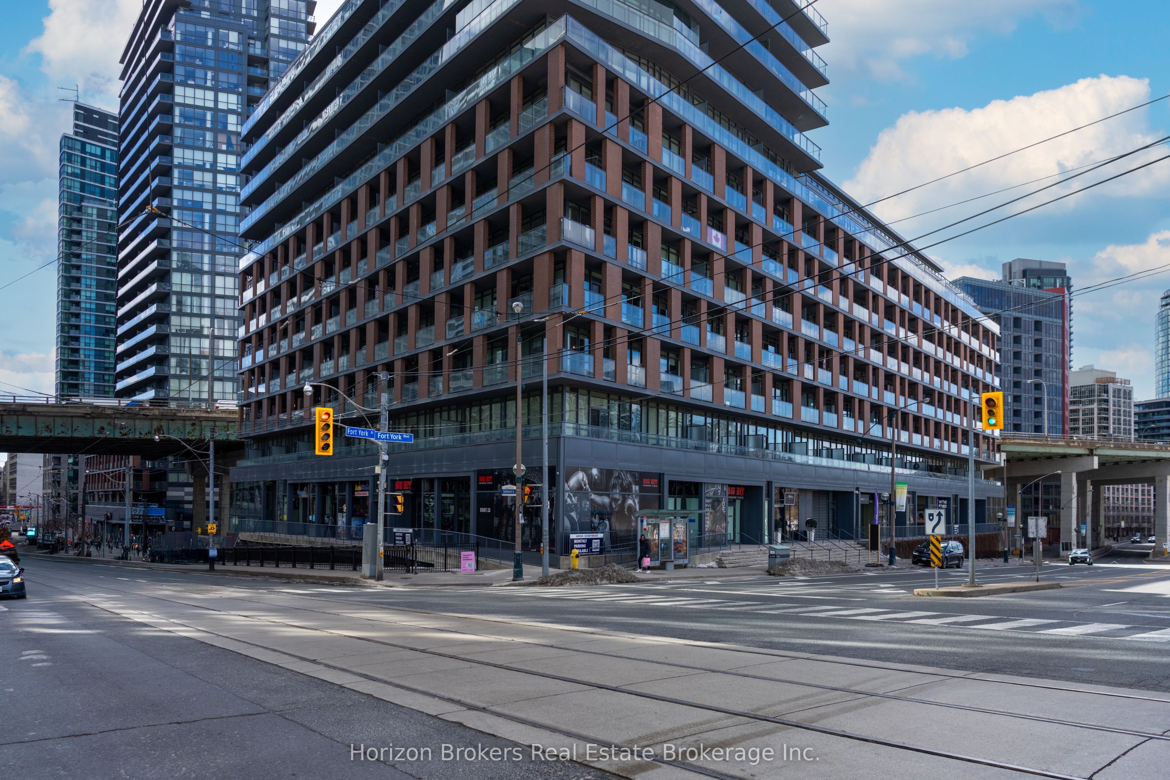 165 Fort York Boulevard, Toronto, ON, M5V 0E6