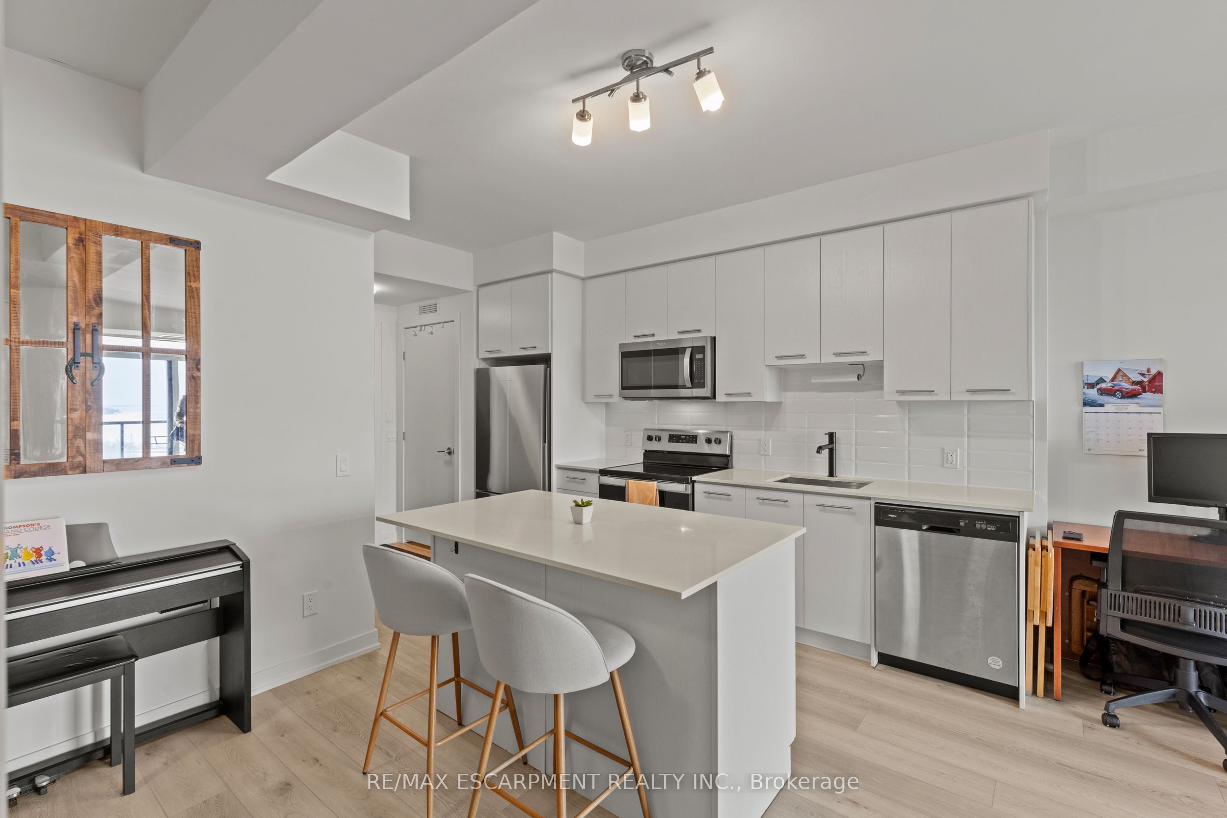 Additional image 6 of 1110-385 Winston Road, Grimsby, ON, L3M 4E8