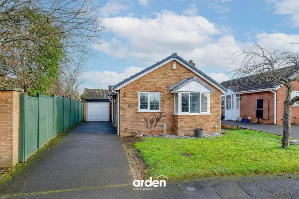 Burnthurst Crescent, Shirley, B90