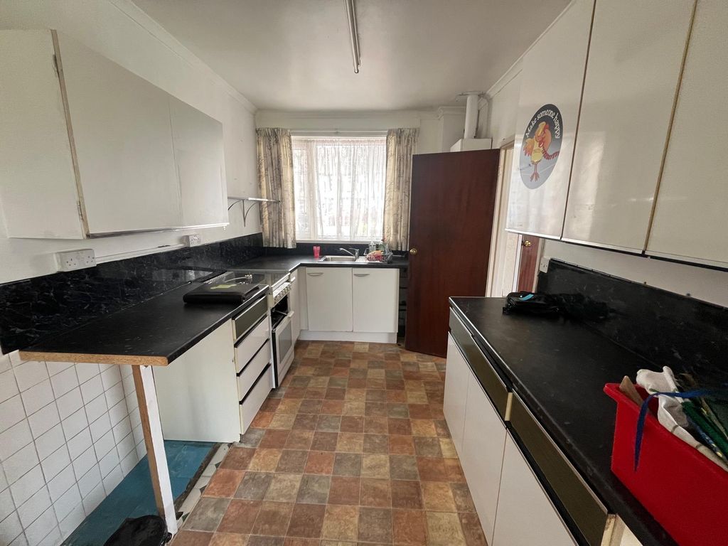 Additional image 22 of 3 bed semi-detached bungalow for saleHengoed Road, Penpedairheol CF82