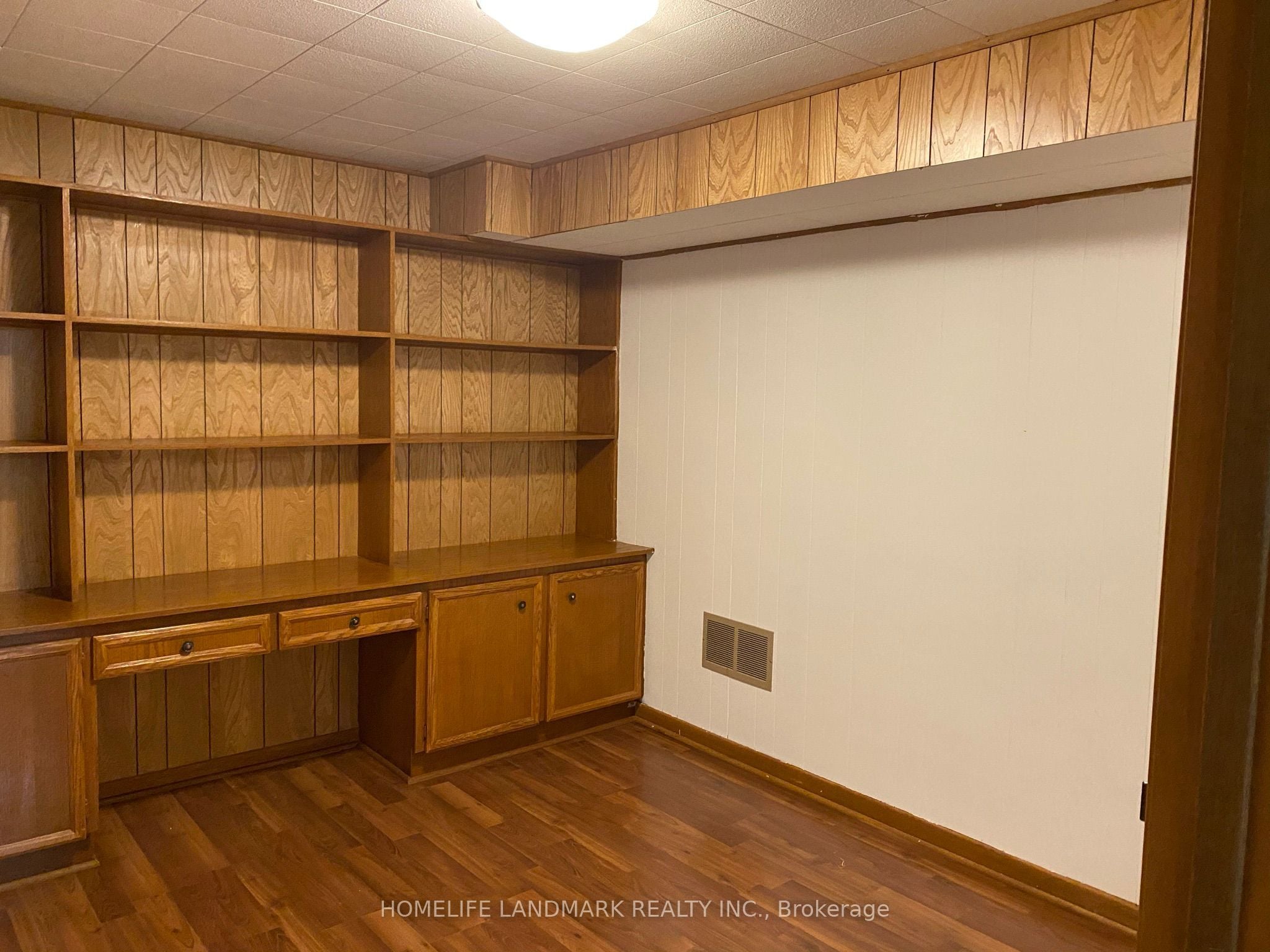 Additional image 4 of Bsmnt-34 Argonne Crescent, Toronto, ON, M2K 2K1