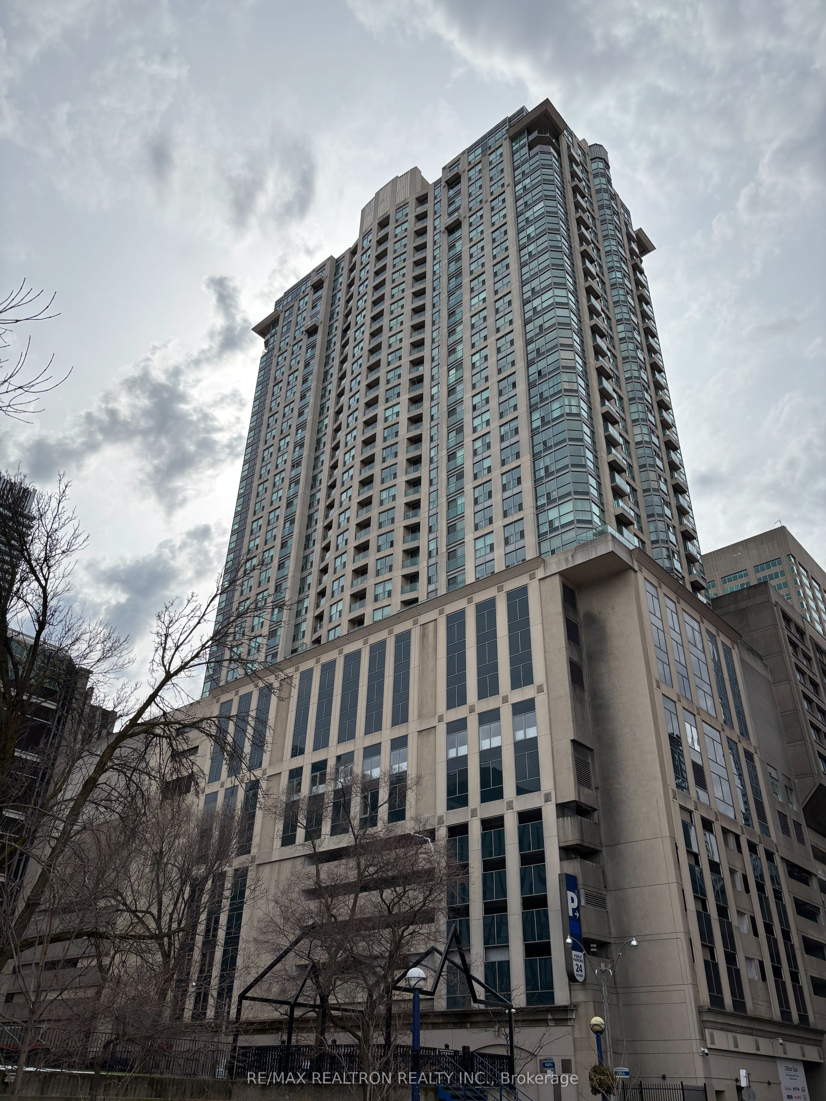 Additional image 2 of 3011-8 Park Road, Toronto, ON, M4W 3S5