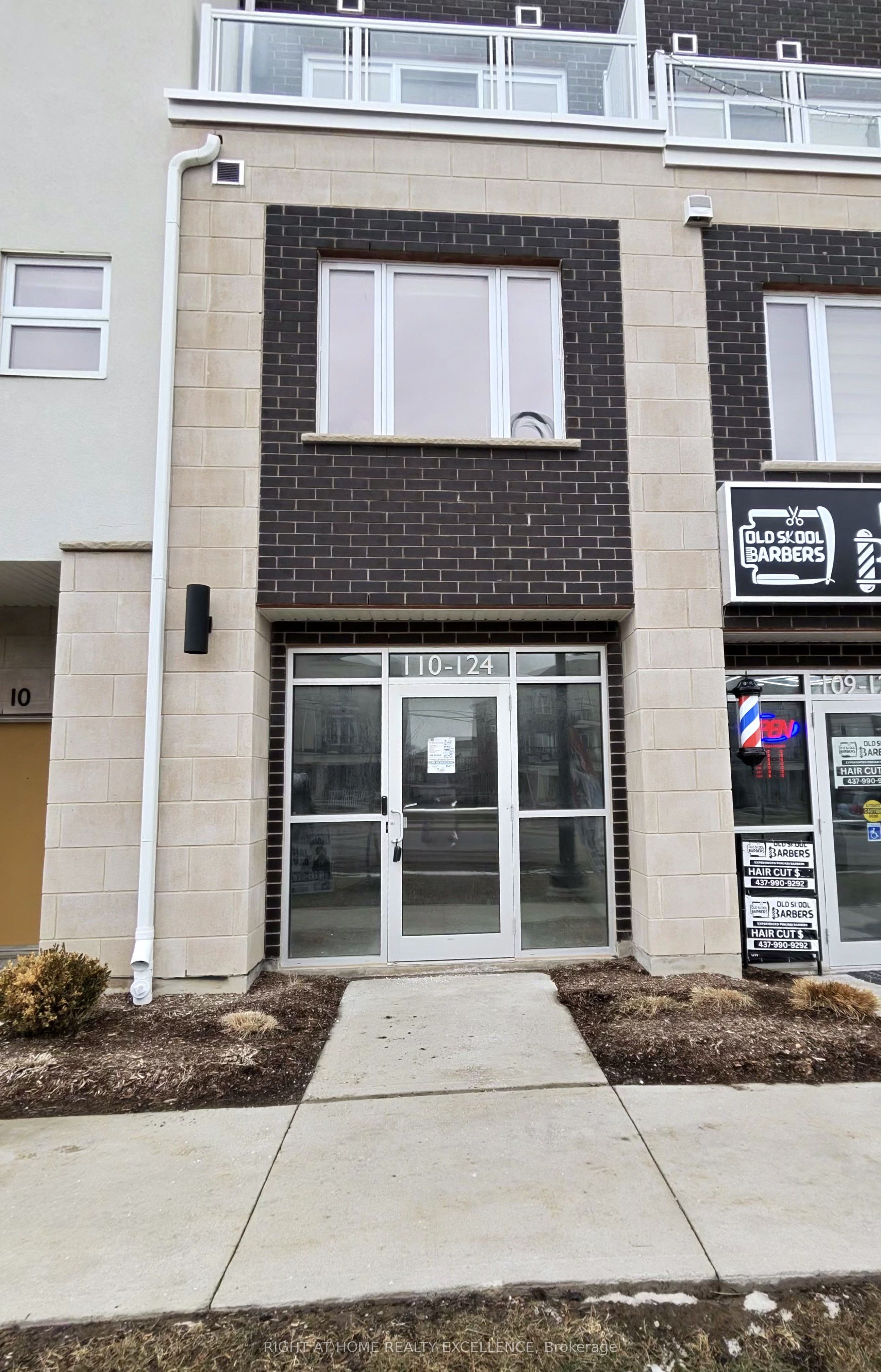 110-124 Seabrook Drive, Kitchener, ON, N2R 0R7